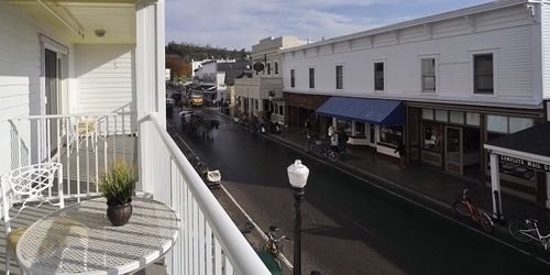 Lilac Tree Suites Mackinac Island Bagian luar foto