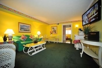 Lilac Tree Suites Mackinac Island Bagian luar foto
