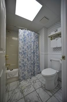 Lilac Tree Suites Mackinac Island Bagian luar foto